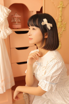 从厨房一直到卧室打扑克